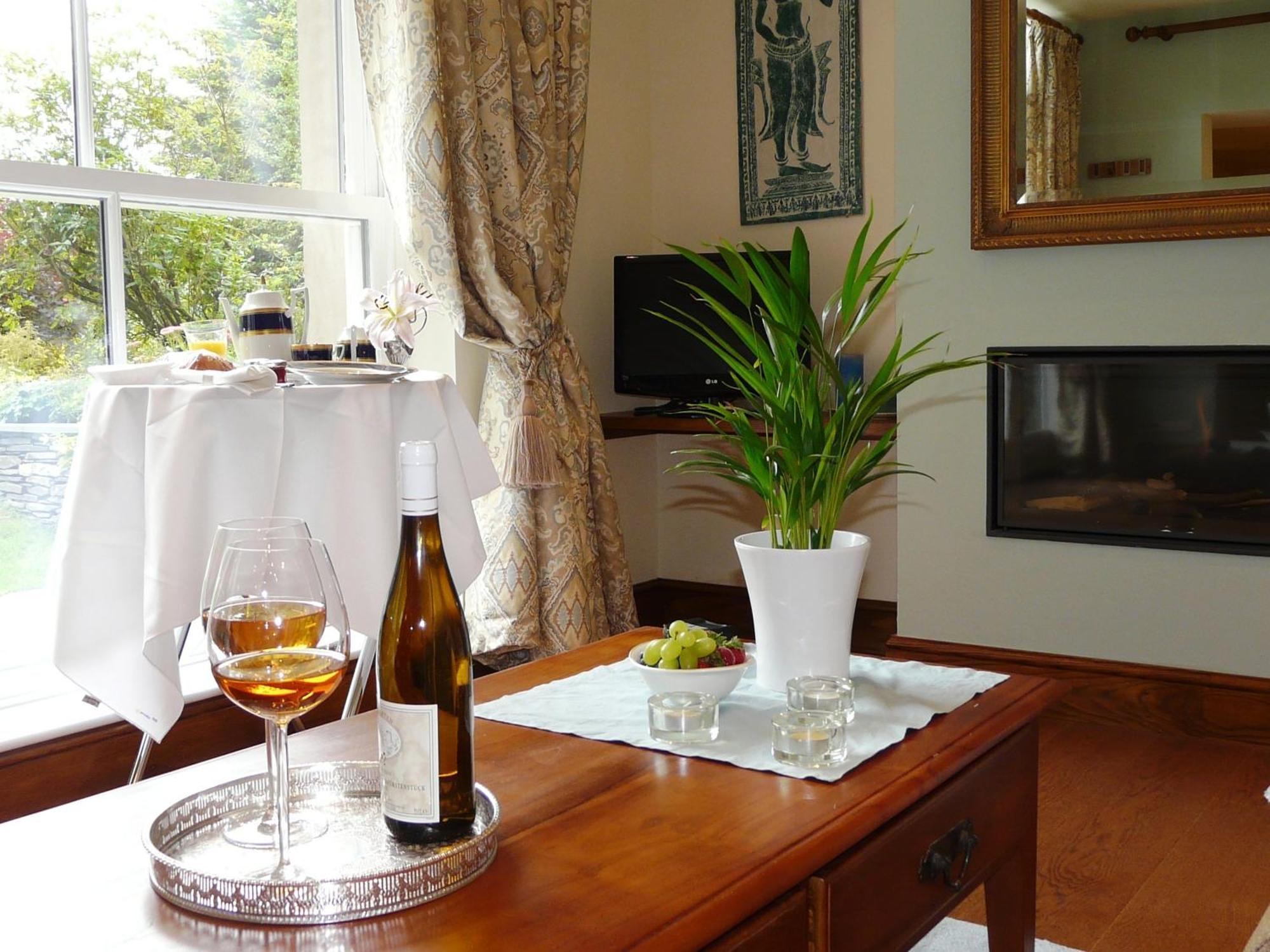 Bed and Breakfast Annesdale House Уиндермир Экстерьер фото